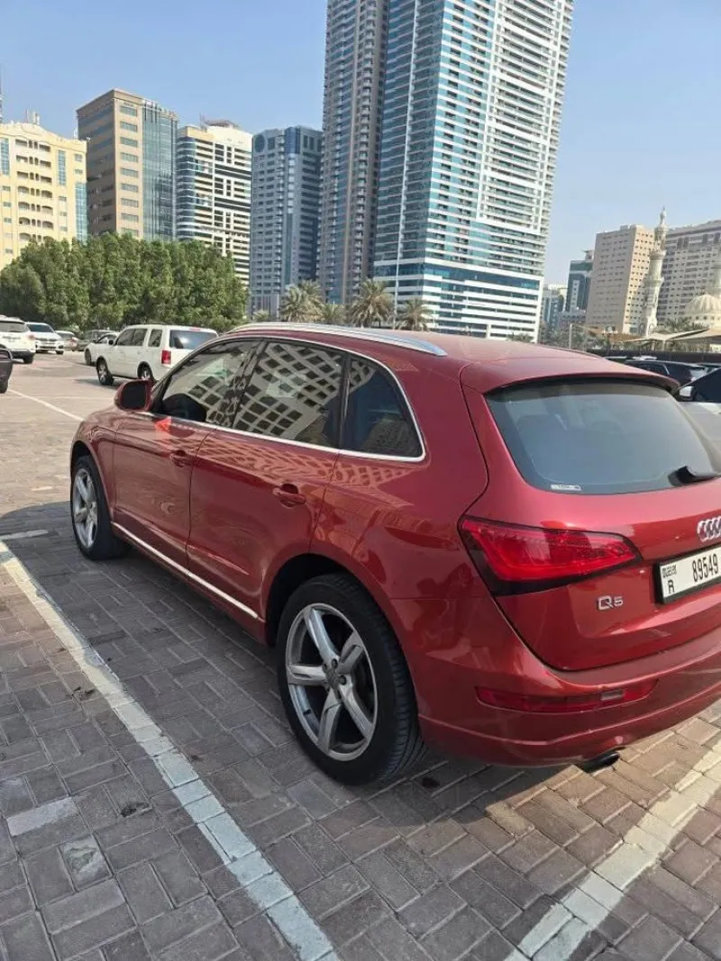 2014 اودي  كيو٥ in Dubai