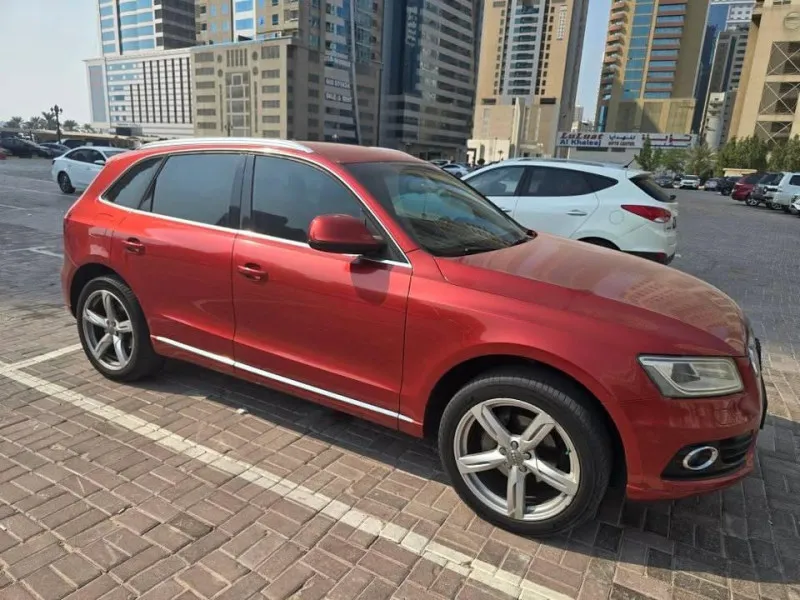 2014 اودي  كيو٥ in Dubai