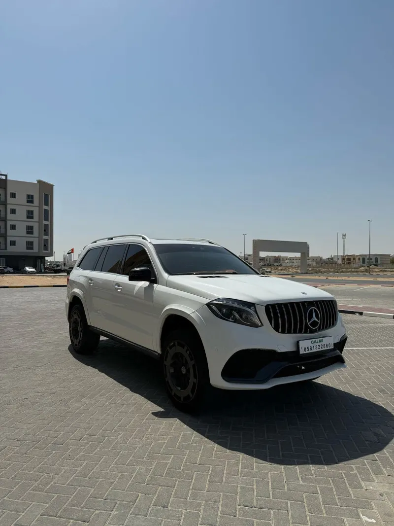 2017 مرسيدس-بنز GLC - جي ال سي in Dubai
