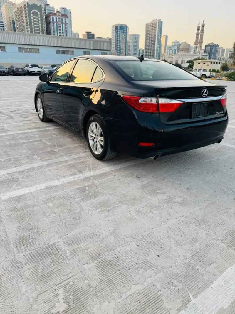 2014 لكزس ES - اي اس in Dubai