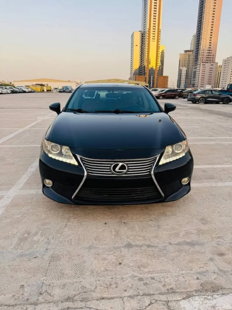 2014 لكزس ES - اي اس in Dubai