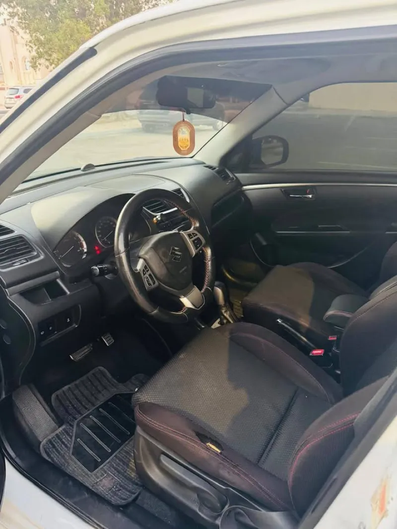 2015 Suzuki Swift in Dubai