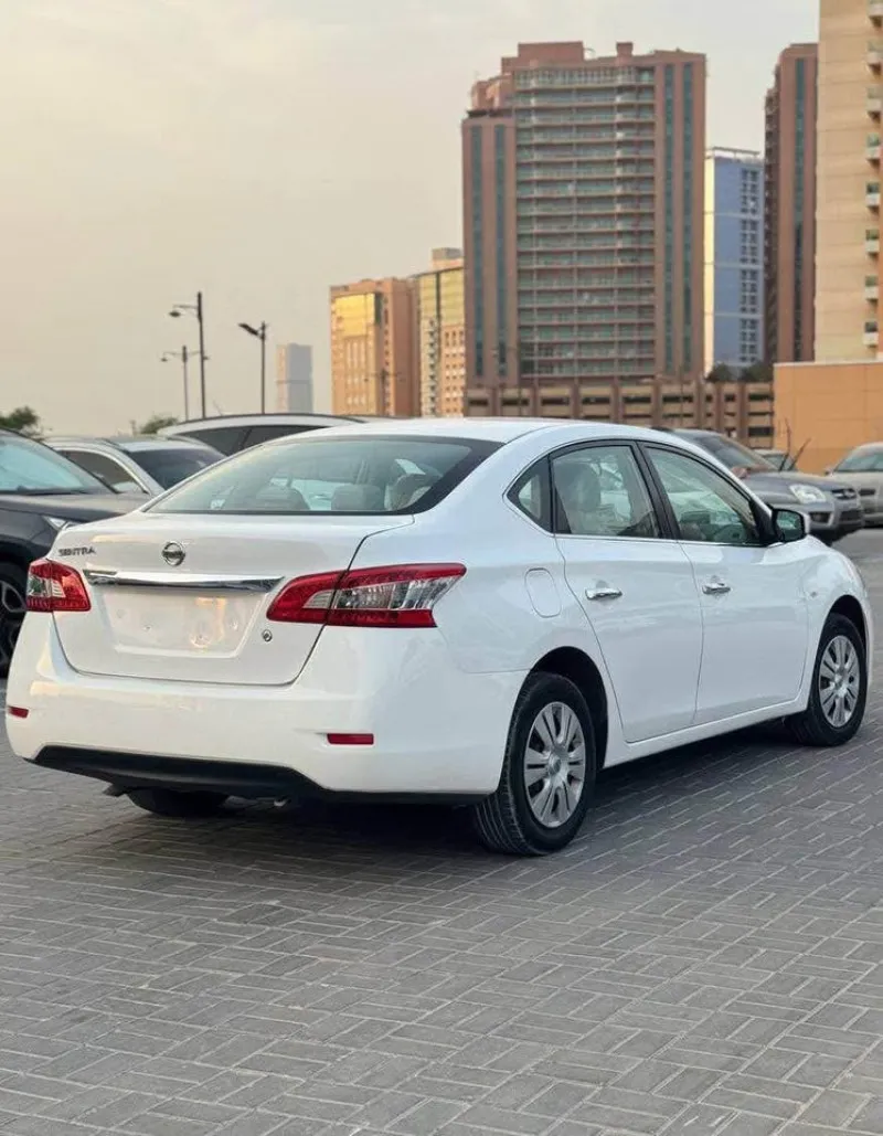 2016 Nissan Sentra in Dubai