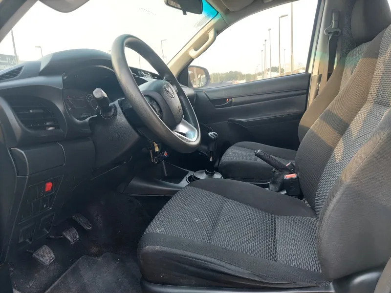 2021 تويوتا هايلوكس in Dubai