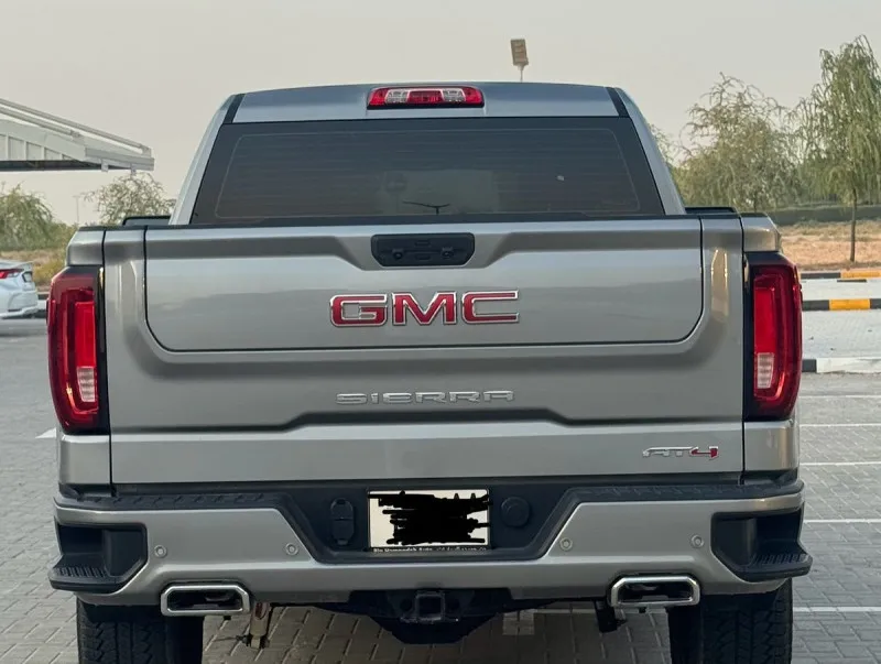 2024 GMC Sierra in Dubai