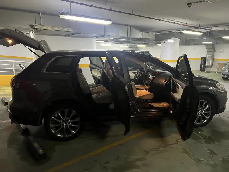 2015 Mazda CX-9 in Dubai