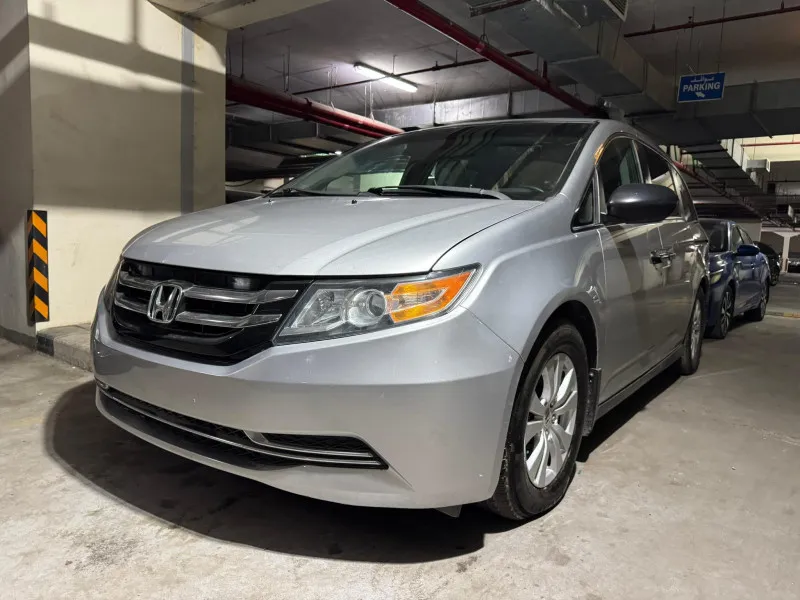 2015 Honda Odyssey in Dubai