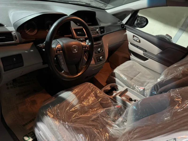 2015 Honda Odyssey in Dubai