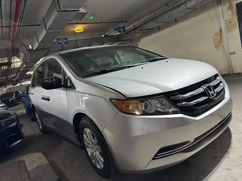 2015 Honda Odyssey in Dubai