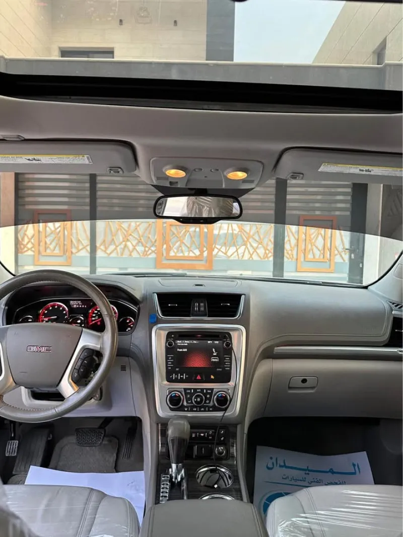 2015 GMC Acadia in Dubai