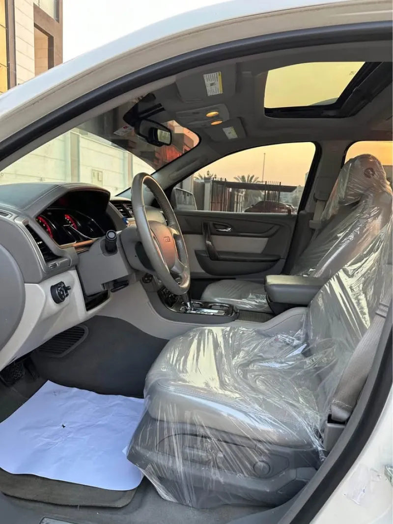 2015 GMC Acadia in Dubai