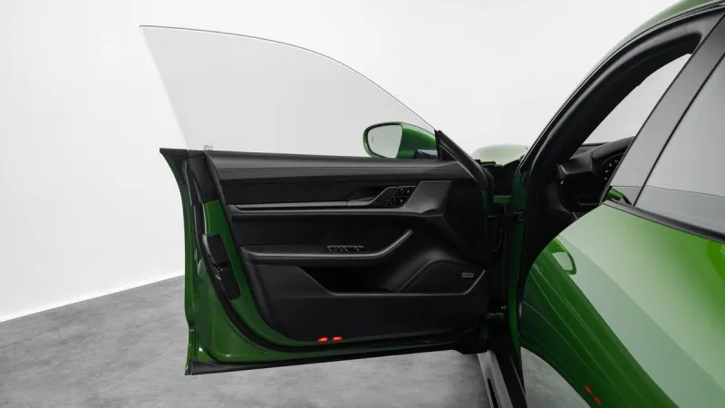 2021 Porsche Taycan in Dubai