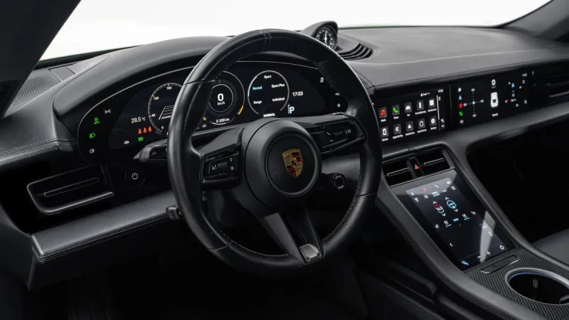 2021 Porsche Taycan in Dubai