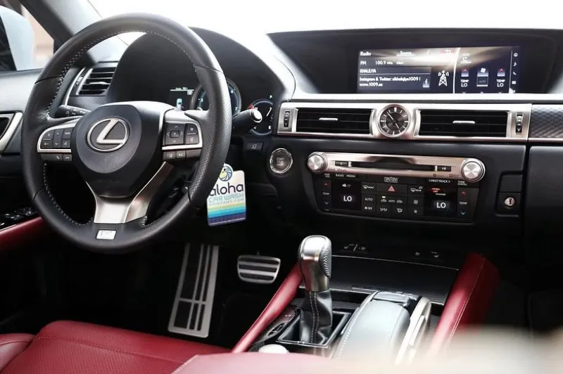 2019 Lexus GS in Dubai