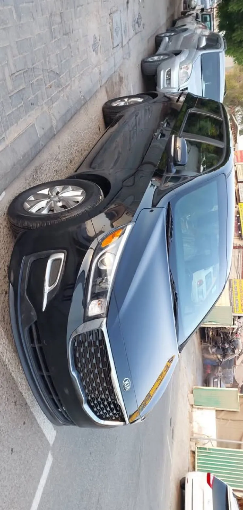 2020 Kia Sedona in Dubai