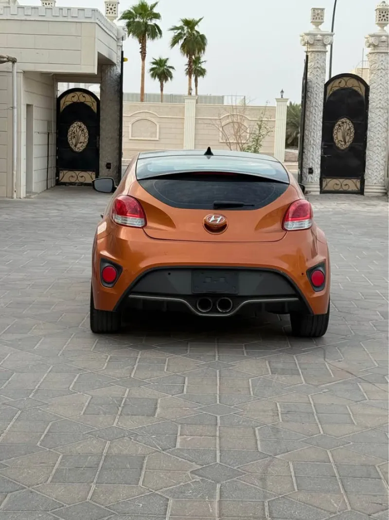 2013 Hyundai Veloster in Dubai