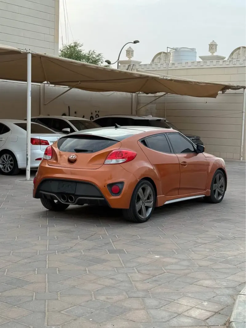 2013 Hyundai Veloster in Dubai