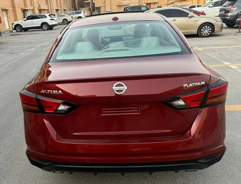 2019 نيسان آلتيما in Dubai