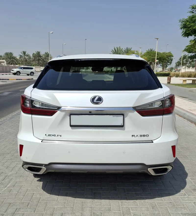 2016 لكزس ار اكس 350 in Dubai