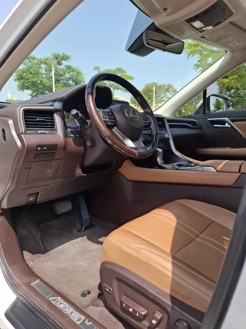 2016 لكزس ار اكس 350 in Dubai