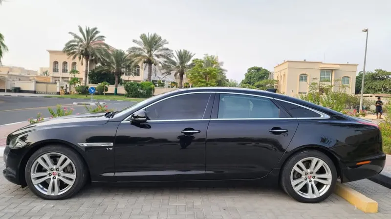 2016 جاكوار اكس جي ال in Dubai
