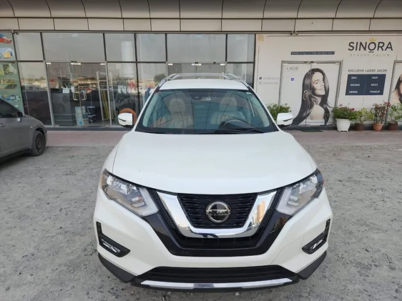2020 نيسان روج in Dubai