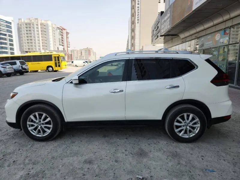 2020 نيسان روج in Dubai