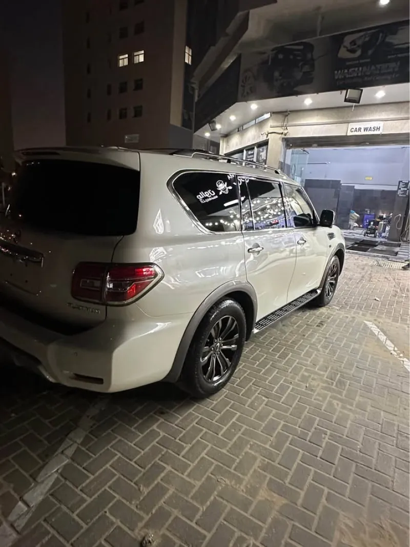 2017 Nissan Armada in Dubai