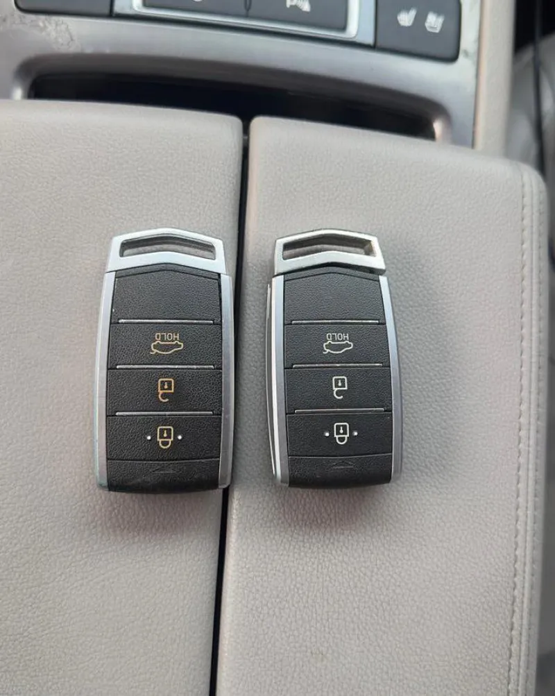 2017 Hyundai Genesis in Dubai