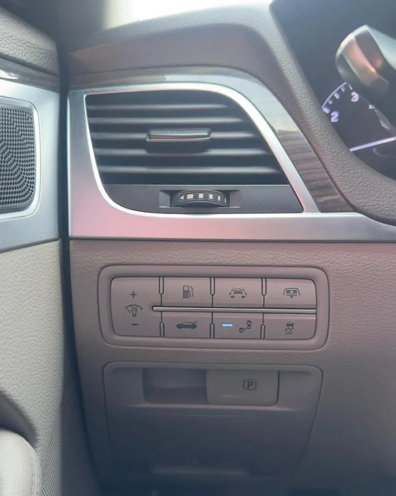 2017 Hyundai Genesis in Dubai