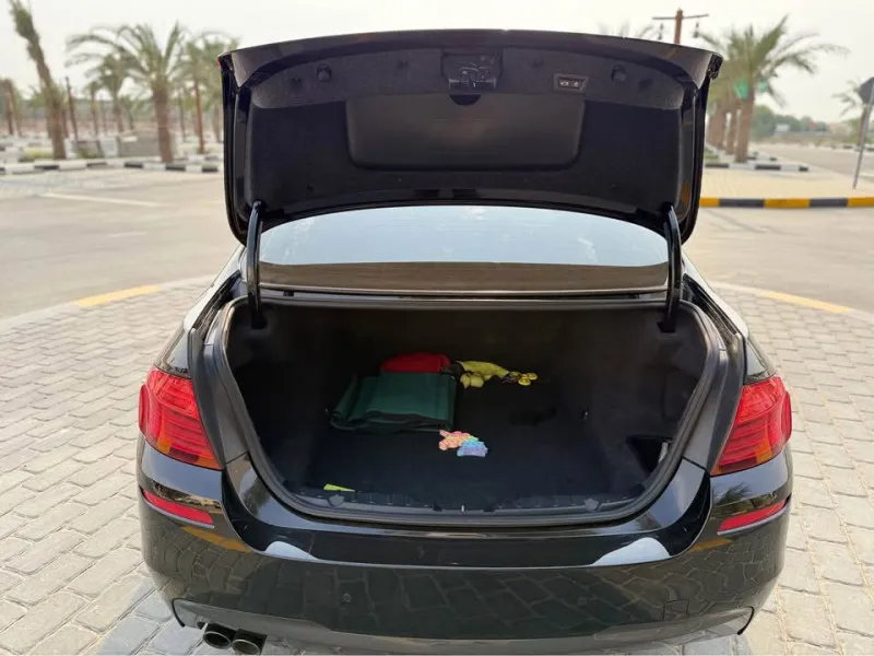 2016 بي أم دابليو الفئة - 5 in Dubai