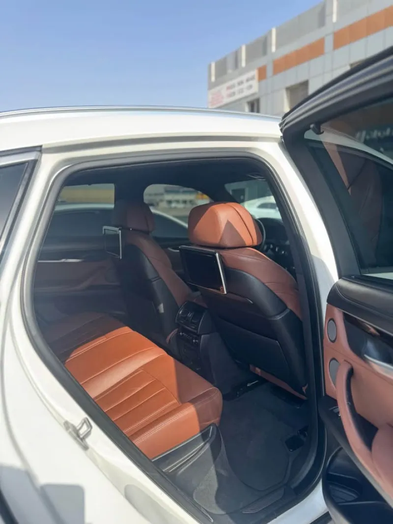 2015 BMW X6 in Dubai