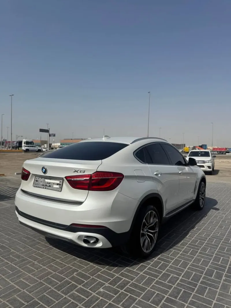 2015 BMW X6 in Dubai