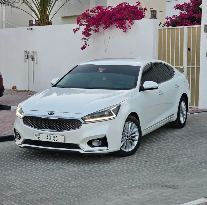 2020 Kia Cadenza in Dubai