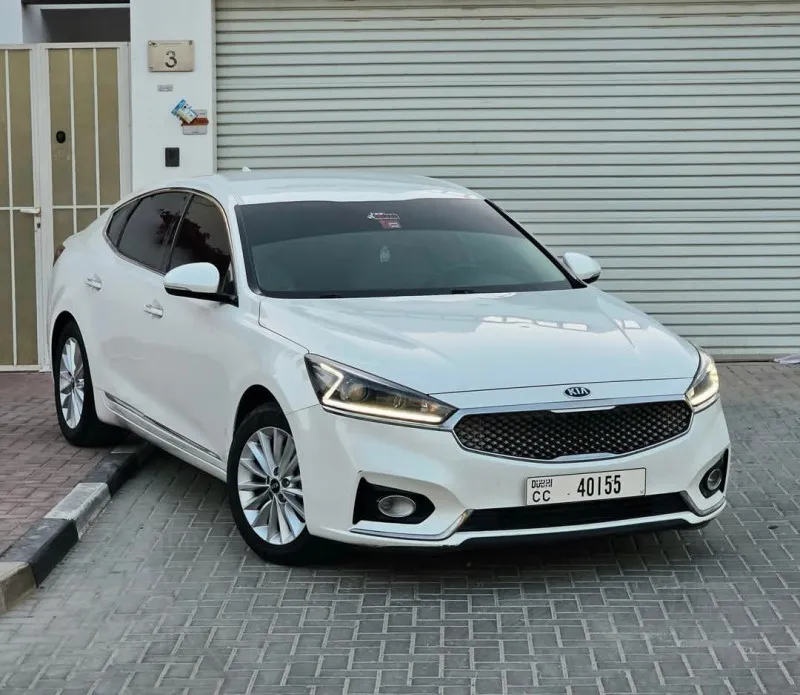 2020 Kia Cadenza in Dubai
