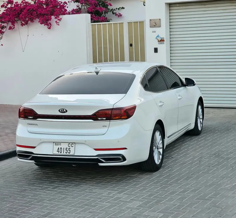 2020 Kia Cadenza in Dubai