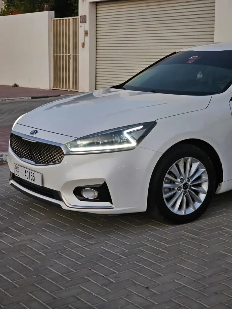 2020 Kia Cadenza in Dubai