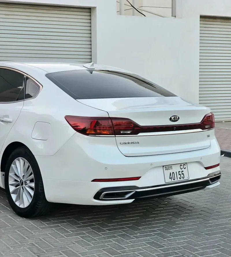 2020 Kia Cadenza in Dubai