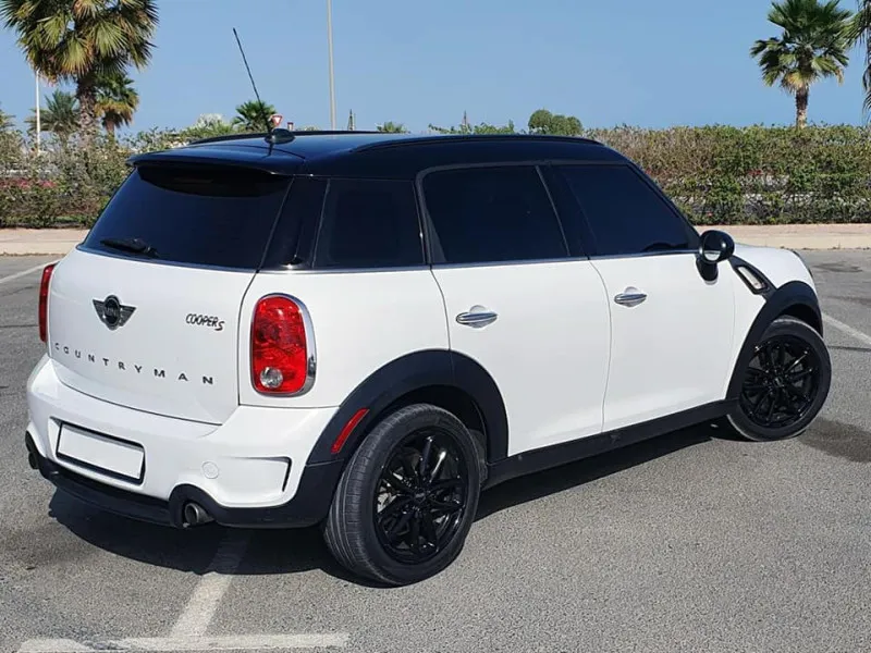 2015 Mini Countryman in Dubai