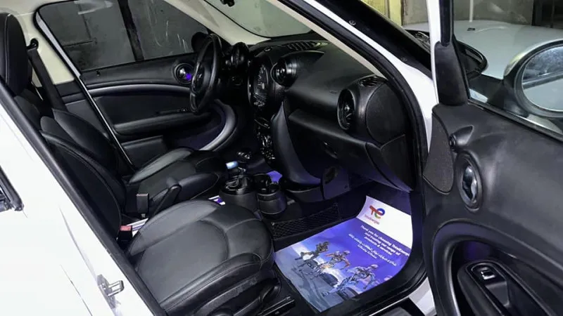 2015 Mini Countryman in Dubai