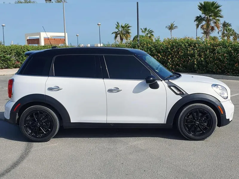 2015 Mini Countryman in Dubai