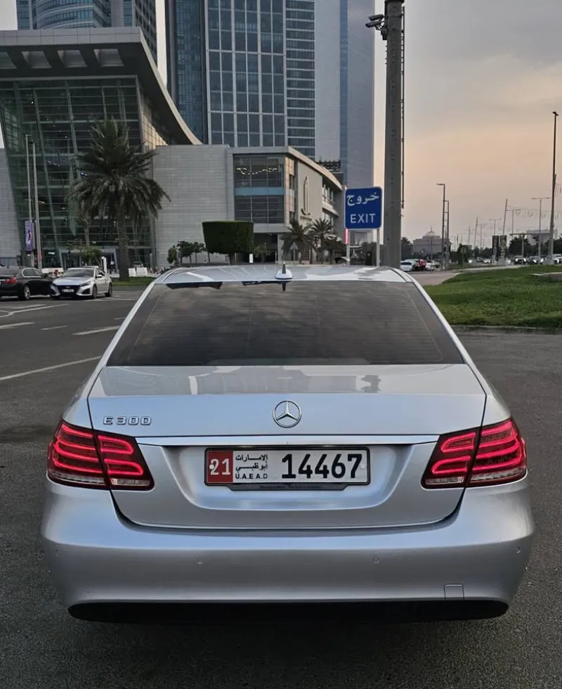 2014 مرسيدس-بنز الفئة - E in Dubai