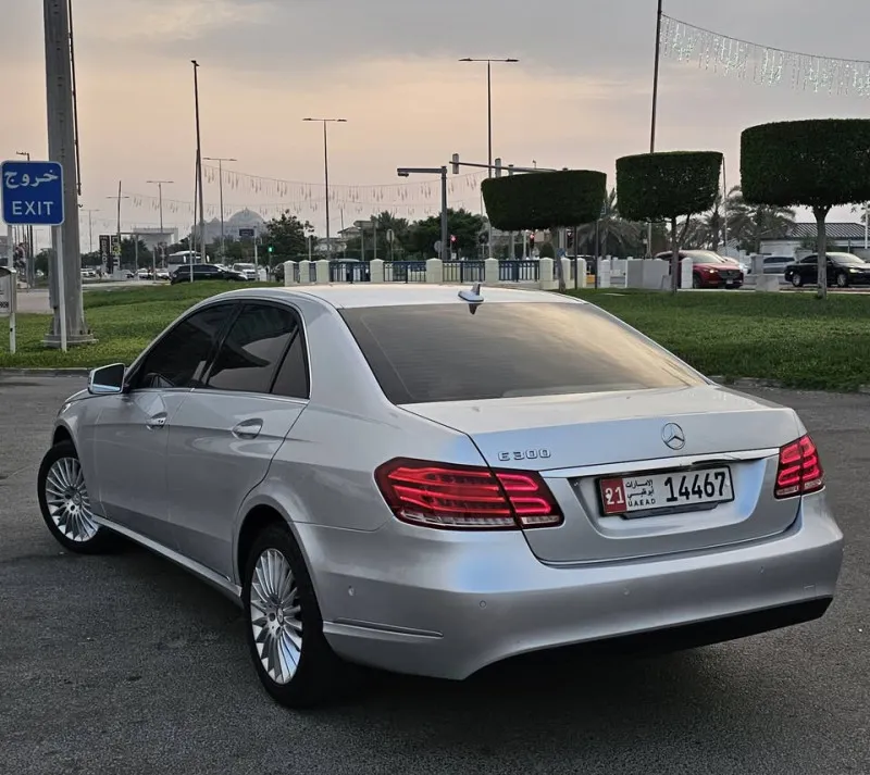 2014 مرسيدس-بنز الفئة - E in Dubai