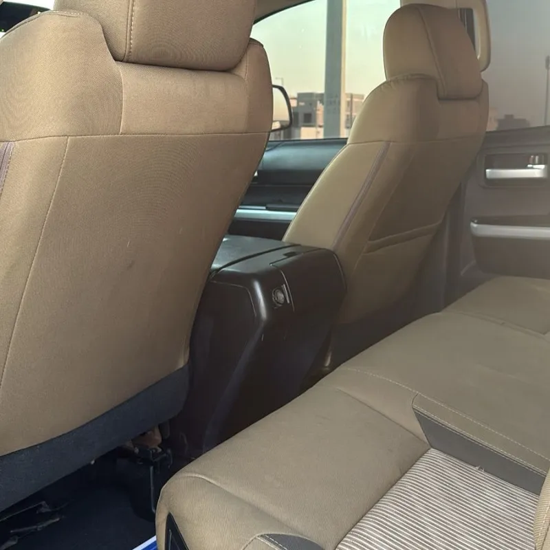 2014 تويوتا تندرا in Dubai