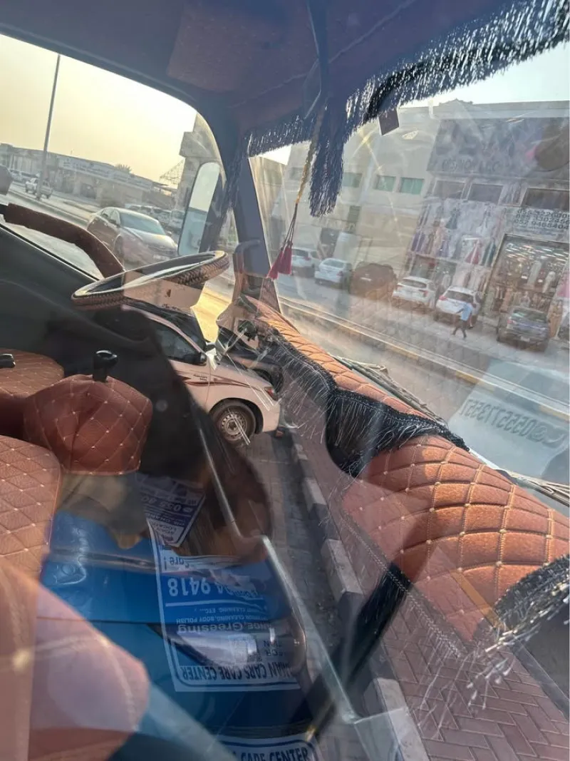 2015 هينو الفئة ٧٠٠ in Dubai
