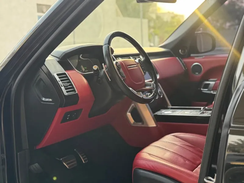 2014 Land Rover Range Rover in Dubai