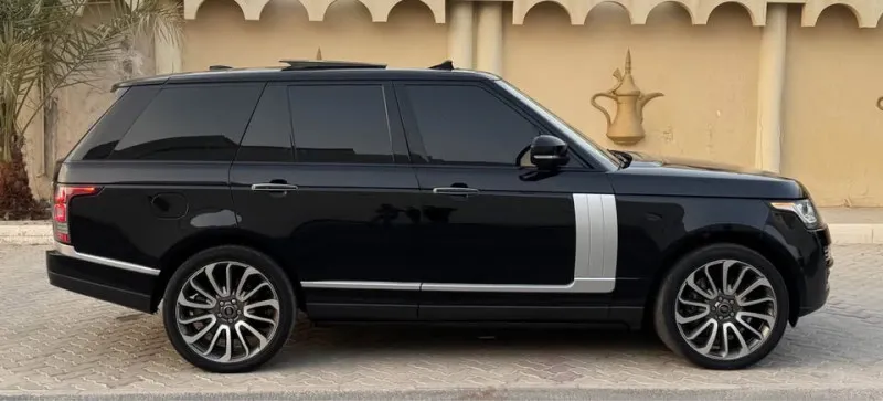 2014 Land Rover Range Rover in Dubai