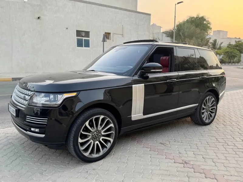 2014 Land Rover Range Rover in Dubai
