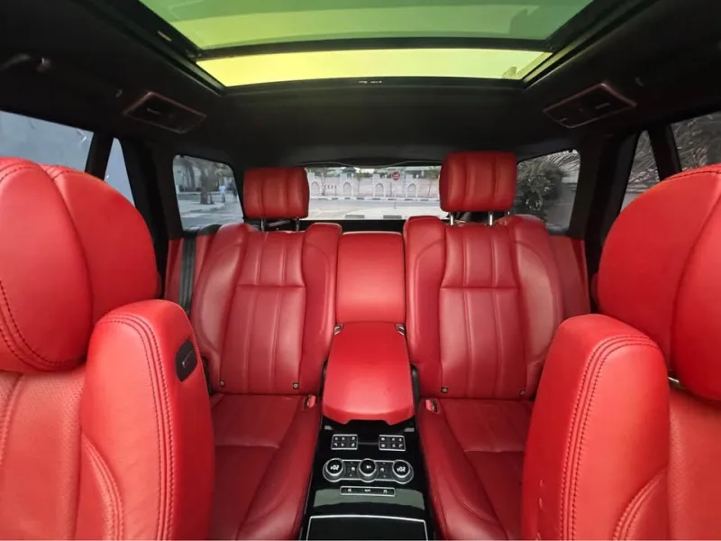 2014 Land Rover Range Rover in Dubai