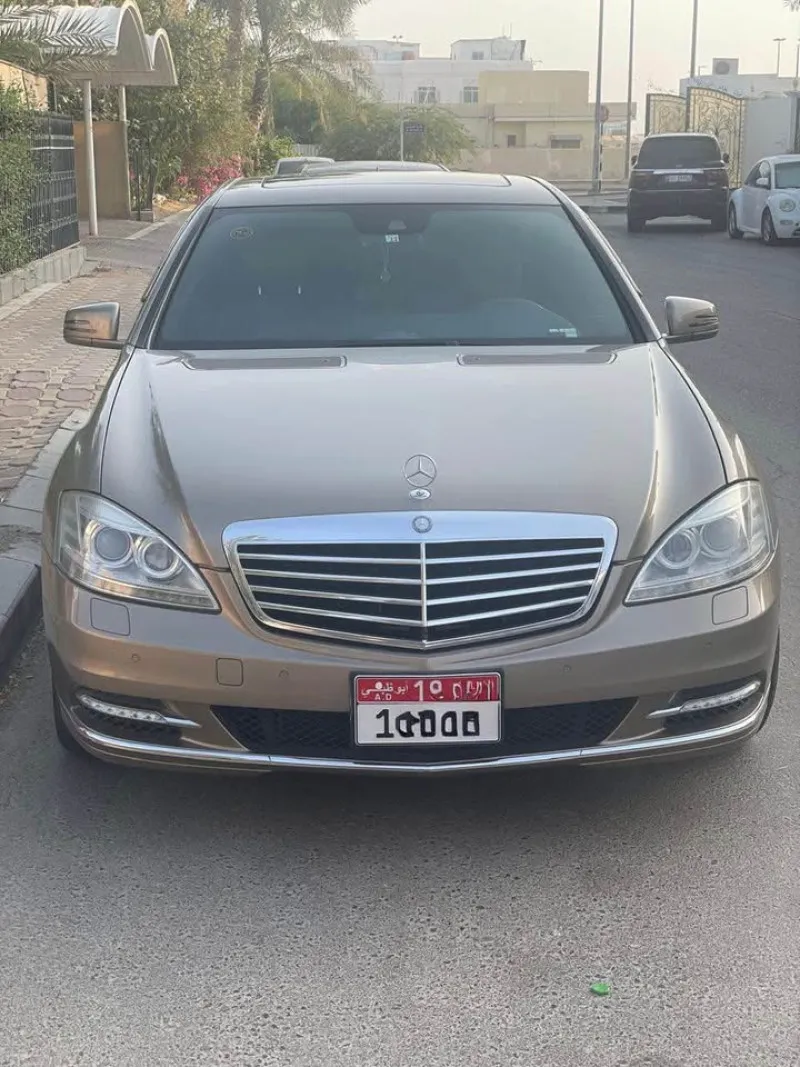 2010 مرسيدس-بنز الفئة - S in Dubai